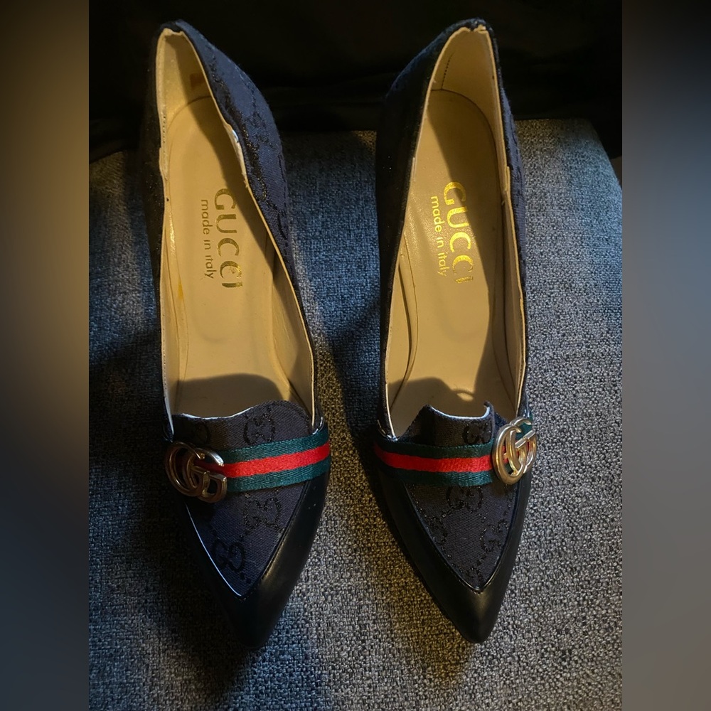 Gucci Women's Black and Green shoes